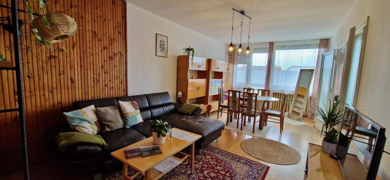 Nosztalgia Apartman Daire Veszprém Dış mekan fotoğraf